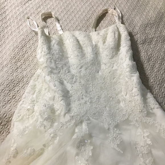 wedding dress - Picture 3 of 8